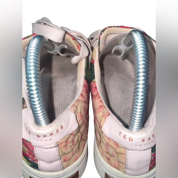 Ted Baker satin floral print lace up sneaker shoes. Size 9. EUC. - Picture 6 of 8